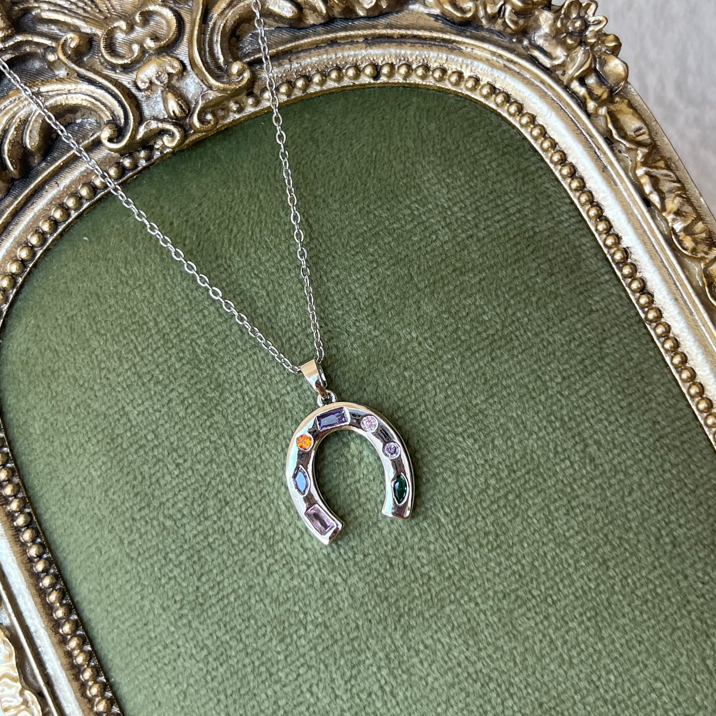Horseshoe Kolye