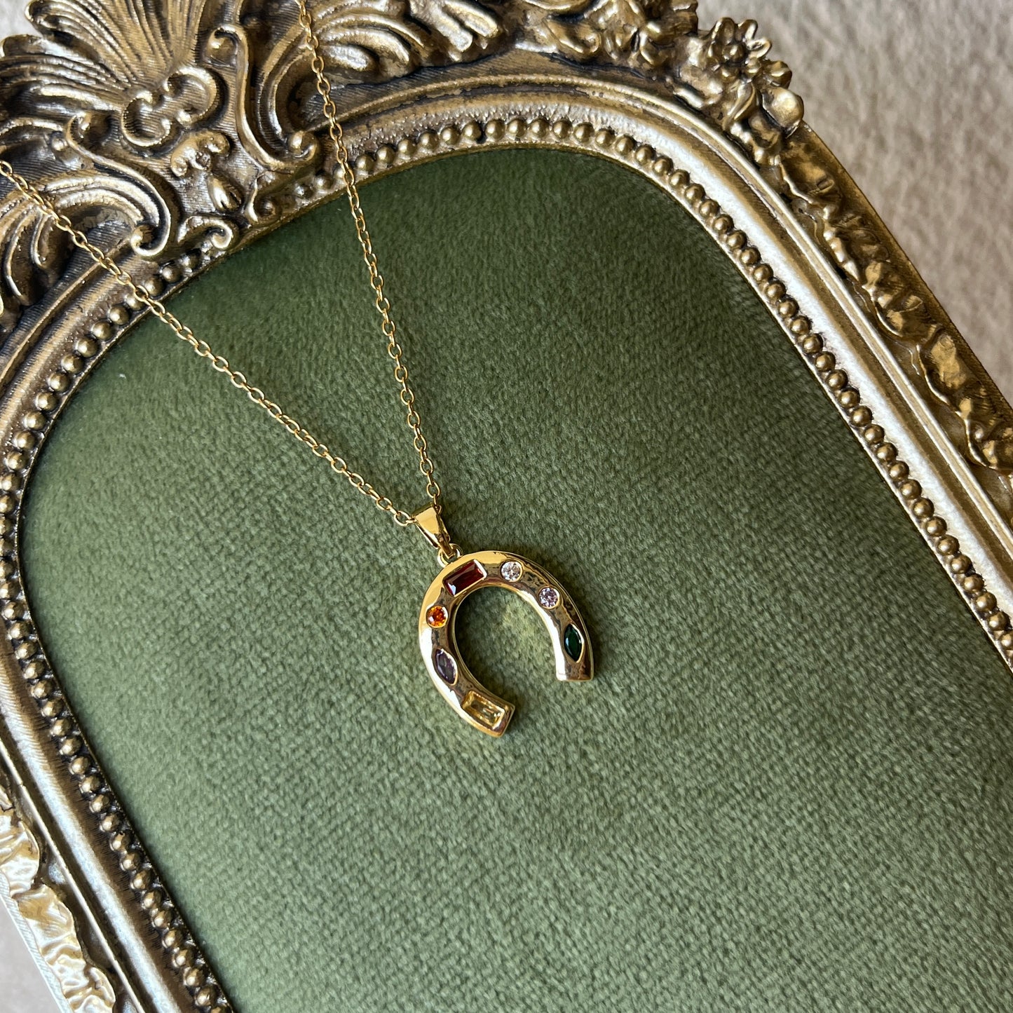 Horseshoe Kolye