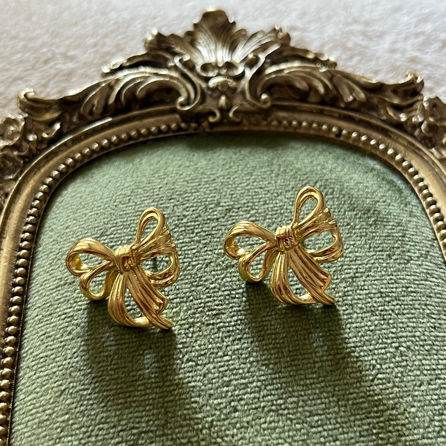 Gold Kurdele Küpe