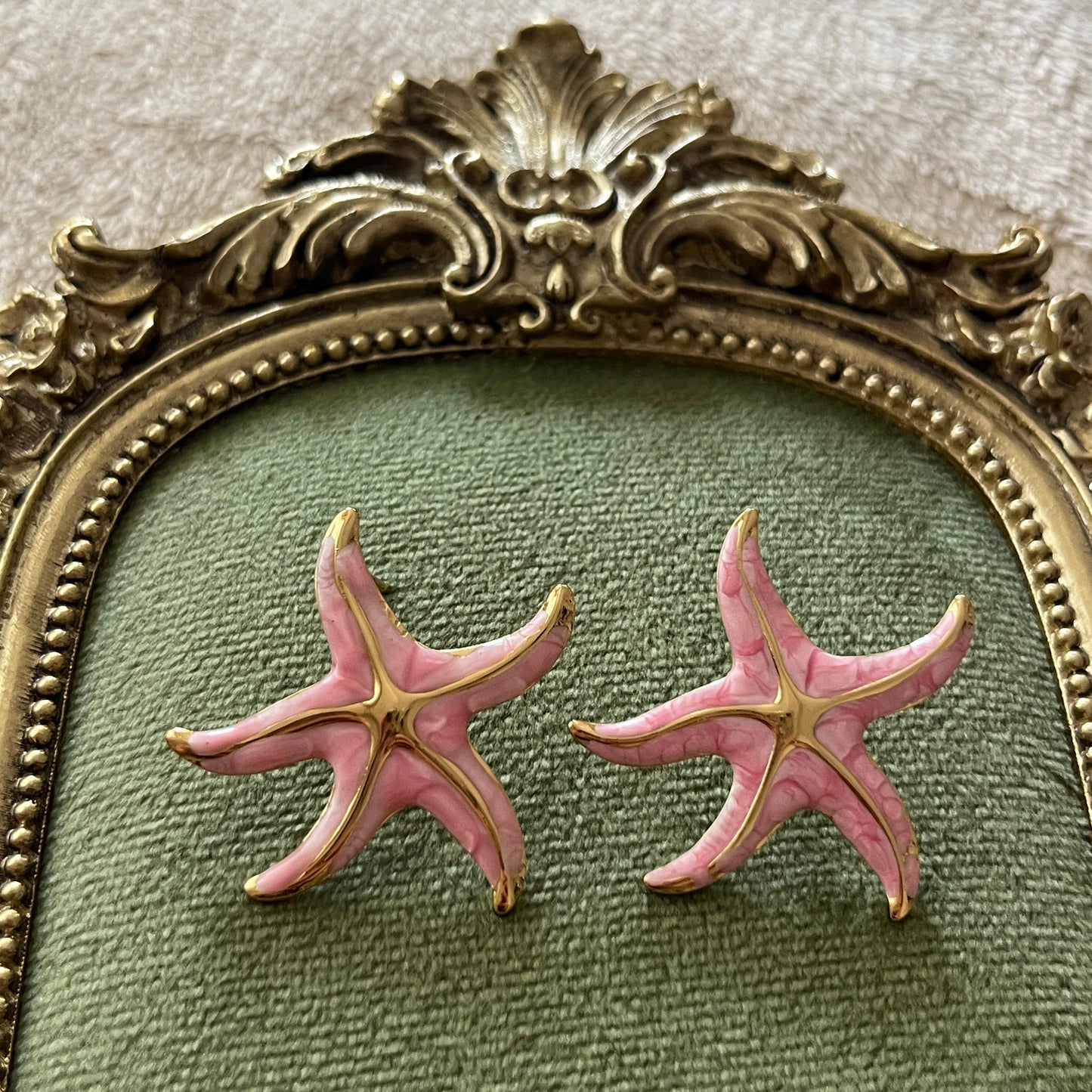 Pembe Yıldız Küpe