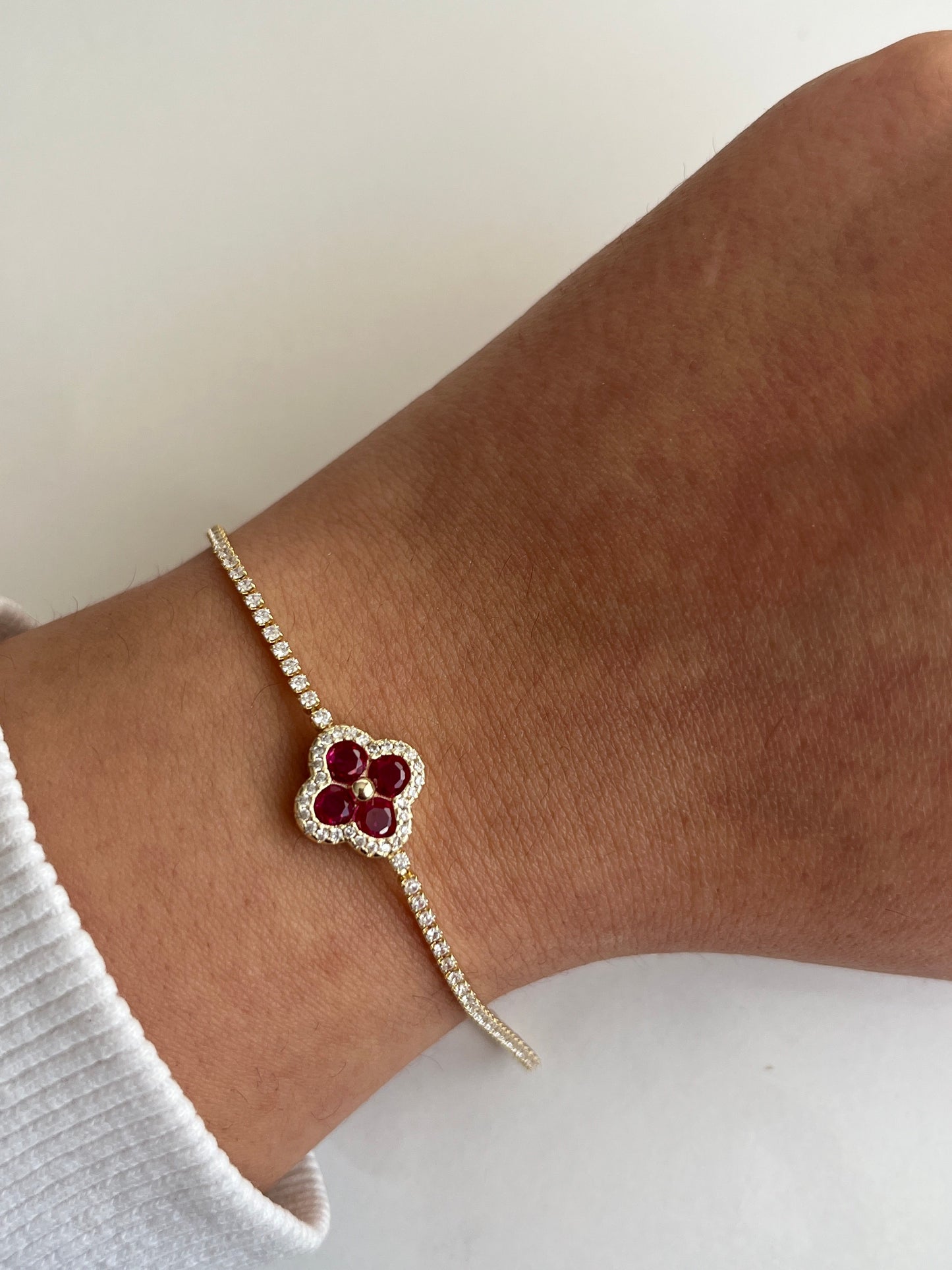 Van Cleef Su Yolu Gold Bileklik