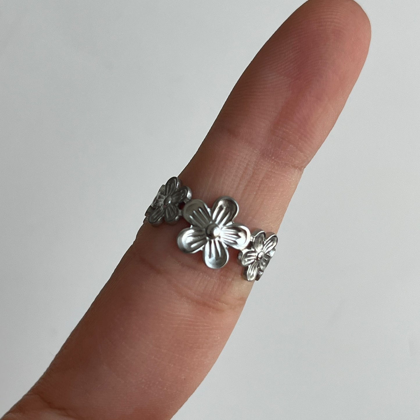 Silver Flower Yüzük
