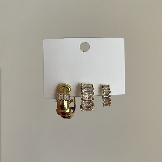 14K Taşlı Üçlü Küpe