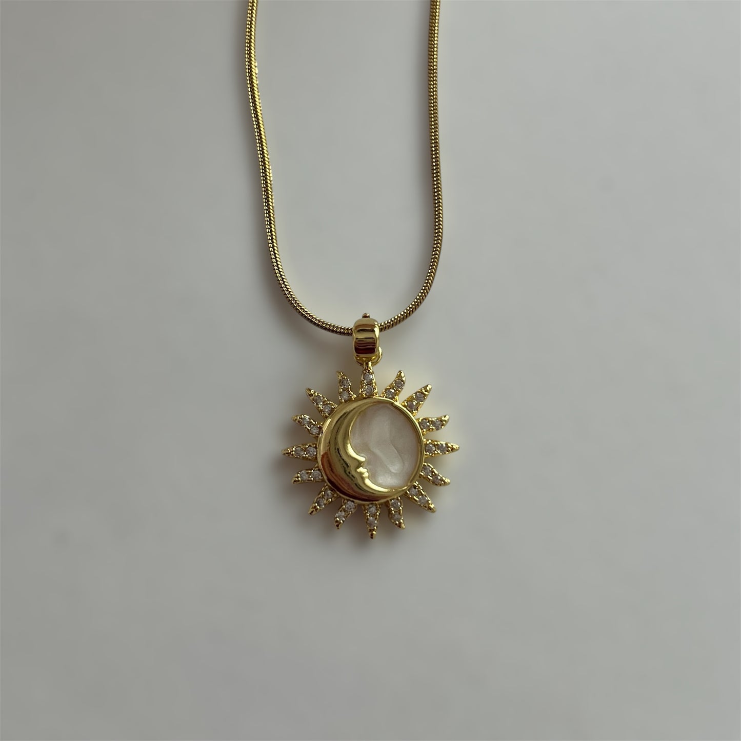 Güneş Kolye