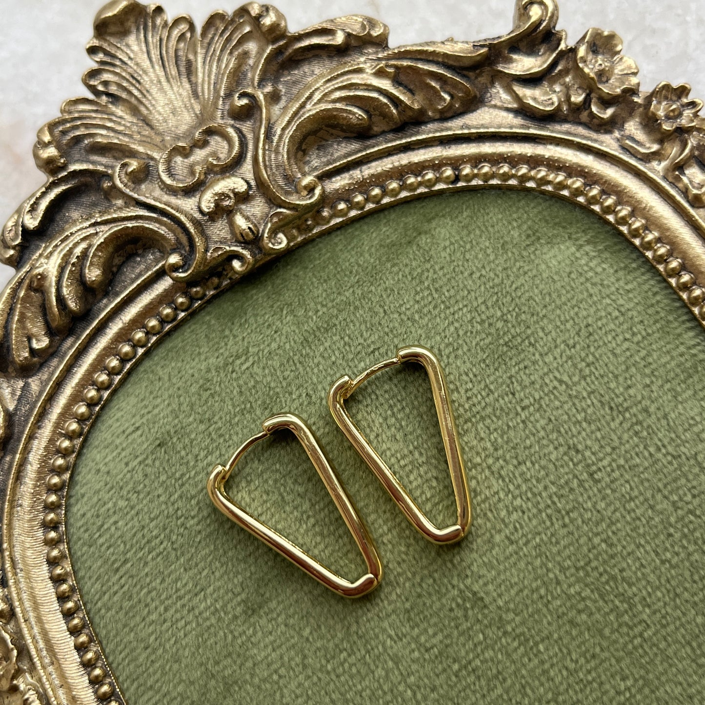 Xuping Üçgen Küpe