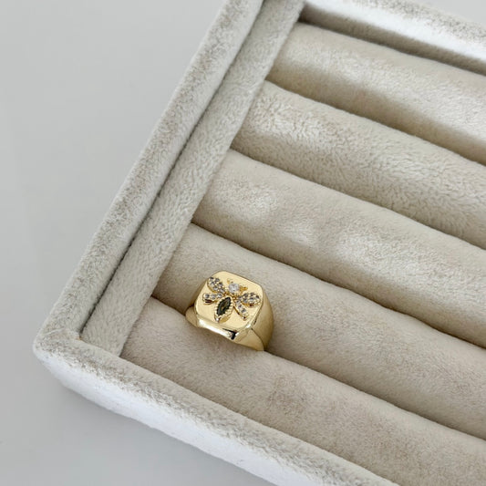 Taşlı Arı Yüzük